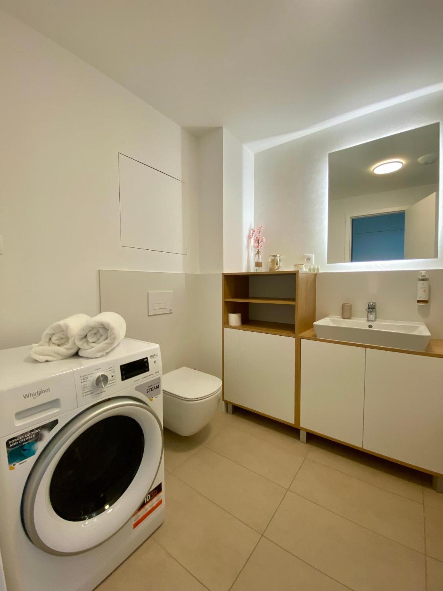 Danubius Apartments 布拉迪斯拉发 外观 照片